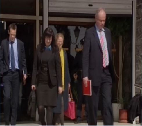 Μπαράζ ραντεβού με την τρόικα