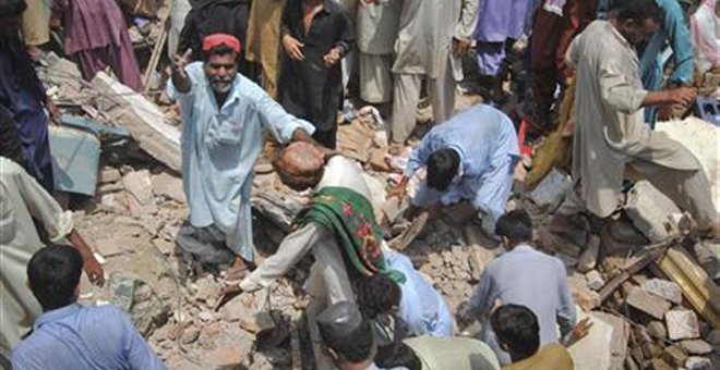 Πακιστάν: 3 νεκροί από βόμβα