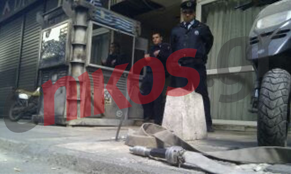 ΤΩΡΑ-ΦΩΤΟ: Έβγαλαν τις μάνικες στο ΑΤ Ακροπόλεως