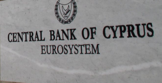 “Βλέπει” λύση ο διοικητής της Κεντρικής Τράπεζας Κύπρου