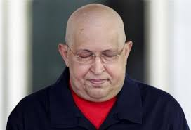 Ο Τσάβες καθοδηγεί από το κρεβάτι