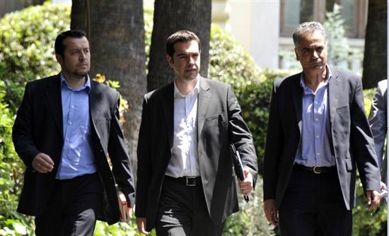 Σκουρλέτης:Θα πει «όχι» στο κούρεμα καταθέσεων η κυβέρνηση;