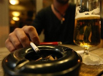 «Πρωταθλητές» στις καταχρήσεις