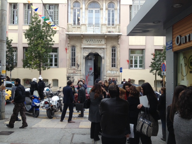 Τώρα – Τηλεφώνημα για βόμβα στα δικαστήρια Ηρακλείου