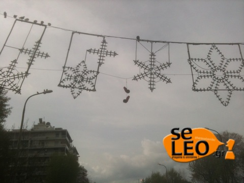 ΦΩΤΟ-Παρέλαση με άρωμα…Χριστουγέννων