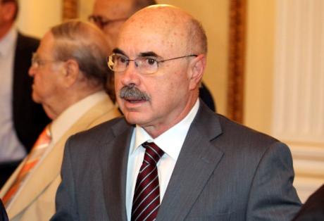 Παρέμβαση Τέντε για το σκάνδαλο των ορθοπεδικών