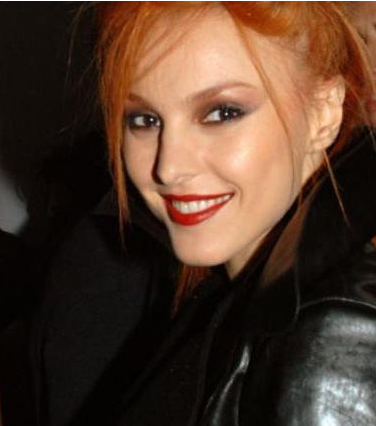 ΦΩΤΟ – Όταν το φίδι “τύλιξε” την Τάμτα