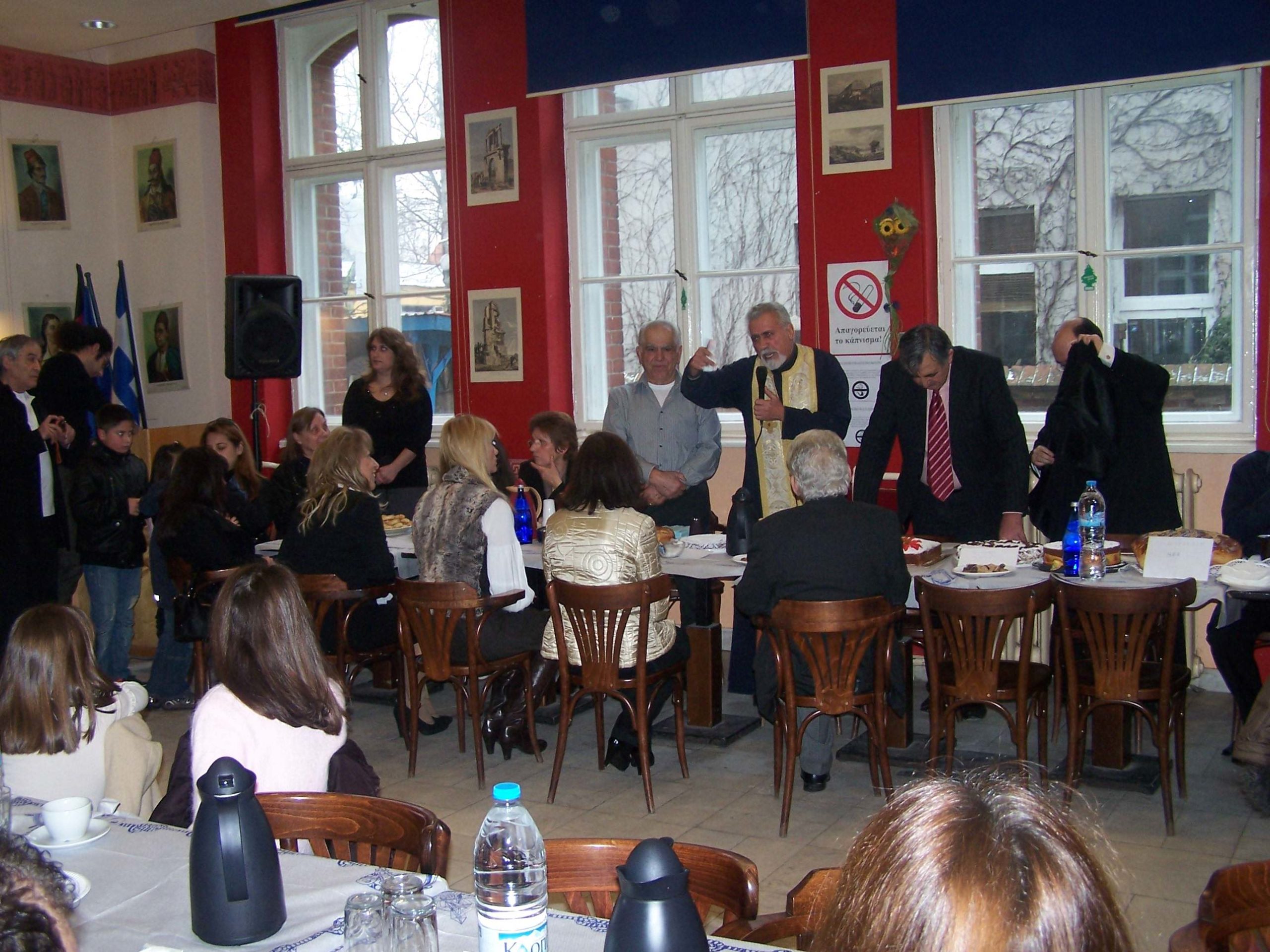 Οι Γερμανοί κόβουν τα χρήματα Ελληνικού πολιτιστικού κέντρου