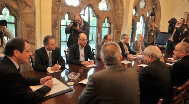 ΤΩΡΑ-Ολοκληρώθηκε η συνάντηση των πολιτικών αρχηγών της Κύπρου