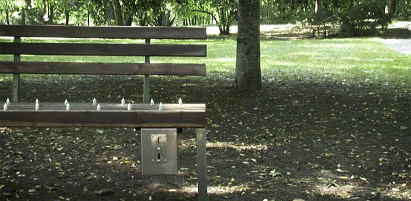 ΦΩΤΟ-Για να καθίσεις πρέπει να πληρώσεις