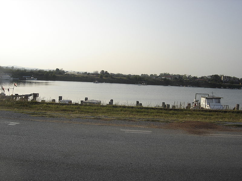 Βυθίστηκε αλιευτικό στην Πιερία