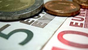 Παράταση για την ειδική ασφαλιστική εισφορά