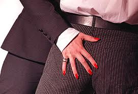 50χρονη παρενόχλησε σεξουαλικά 35χρονο