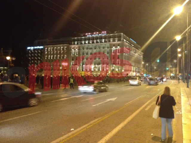ΦΩΤΟ-Ανοιχτή η Αμαλίας