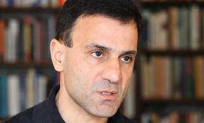 Κ. Λαπαβίτσας: Δεν υπάρχουν μονόδρομοι