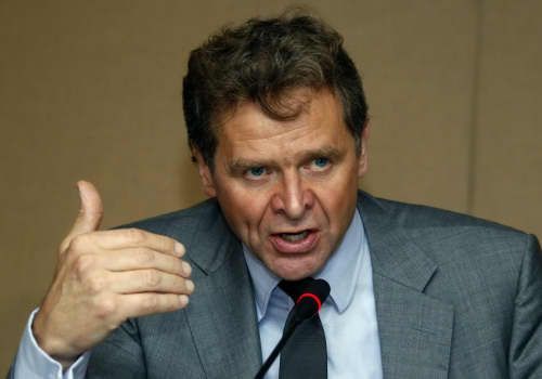 Τόμσεν: Θα δούμε σταδιακά ανάκαμψη τους επόμενους 12-18 μήνες