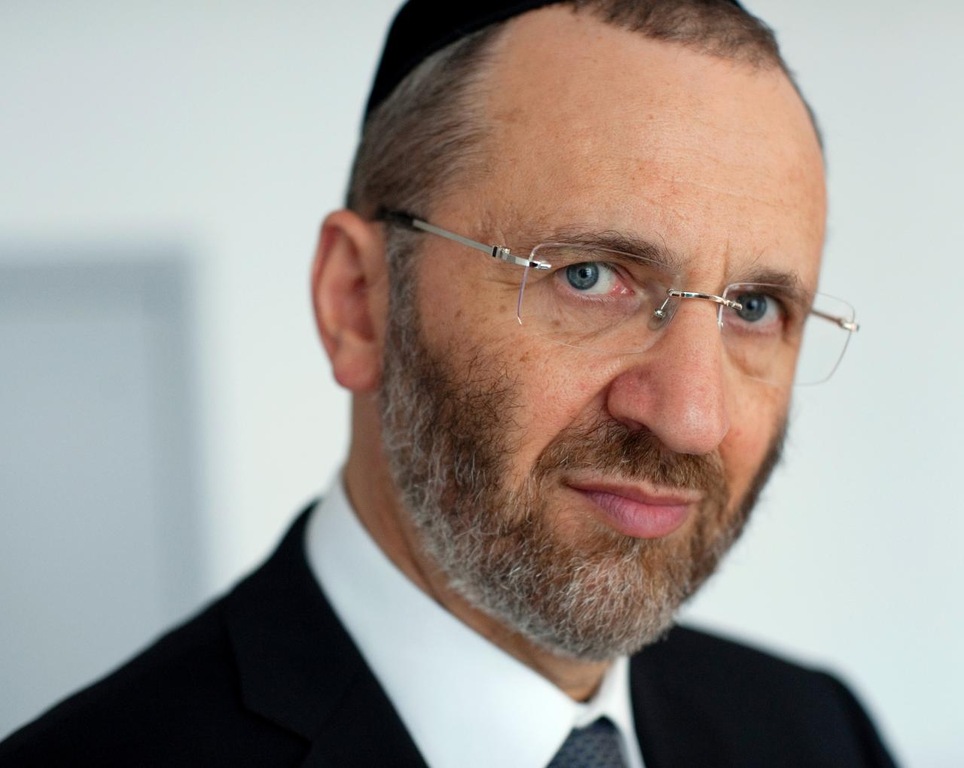 Δεν παραιτείται ο Μεγάλος Ραβίνος