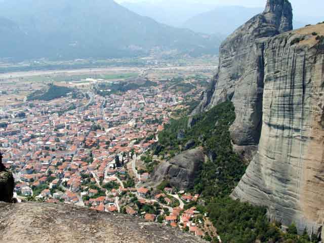 Έφοδος του ΣΔΟΕ σε μοναστήρι της Καλαμπάκας