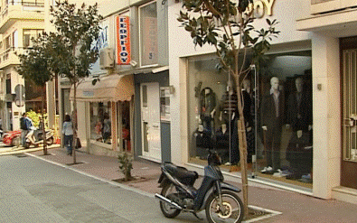 ΒΙΝΤΕΟ-Αναστάτωση για τις 52 Κυριακές