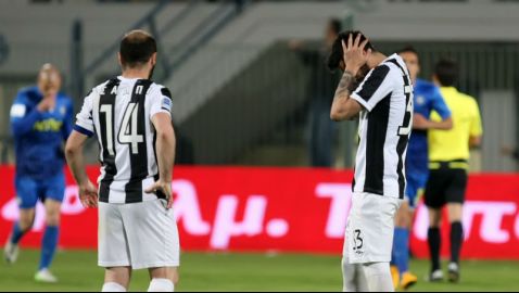 Υποδοχή με «γαλλικά» στον ΠΑΟΚ