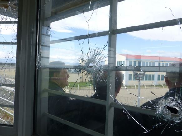 ΦΩΤΟ- Ο ΣΥΡΙΖΑ στις φυλακές Τρικάλων