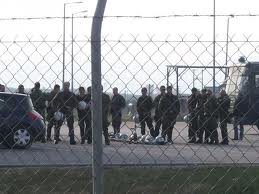 Μαχαίρια, λάμες και κινητά στις φυλακές Νιγρίτας