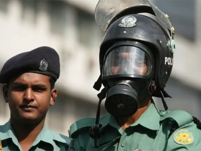 Μπαγκλαντές: Άνοιξαν πυρ κατά του πρώην πρωθυπουργού