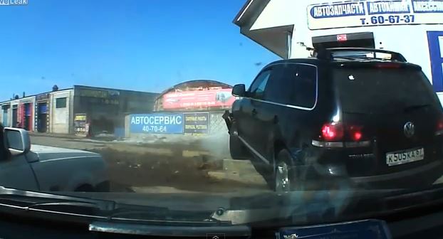 ΒΙΝΤΕΟ-Γλίτωσε το θάνατο για 5”