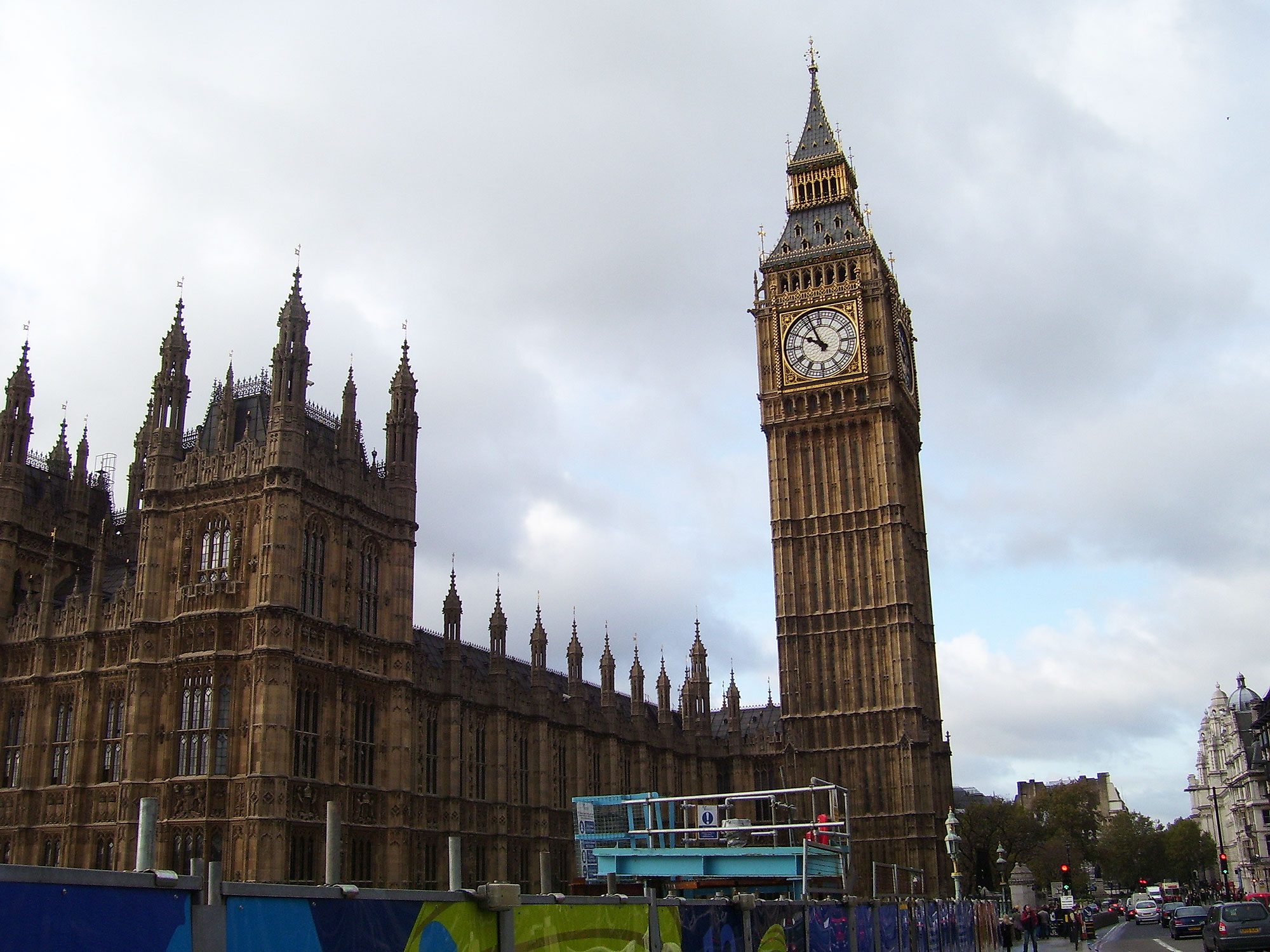 “Συναγερμός” και στο Λονδίνο