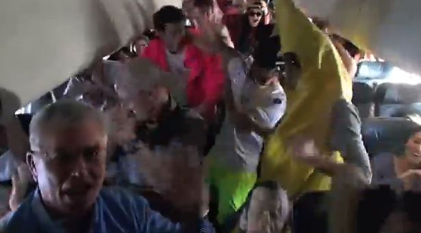 ΒΙΝΤΕΟ-Harlem Shake σε αεροπλάνο