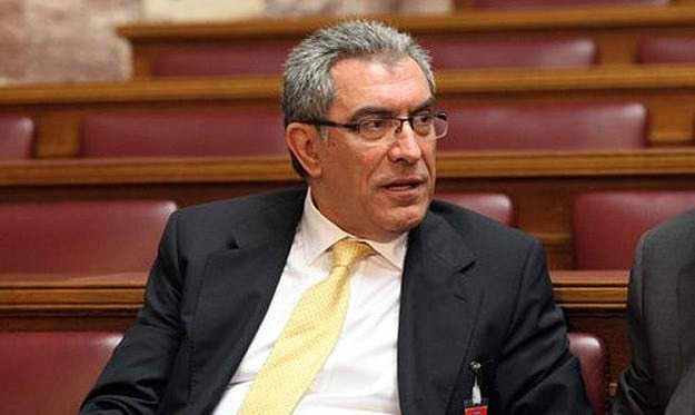 Ο Καπερνάρος ρωτάει για το Νοσοκομείο Θηβών