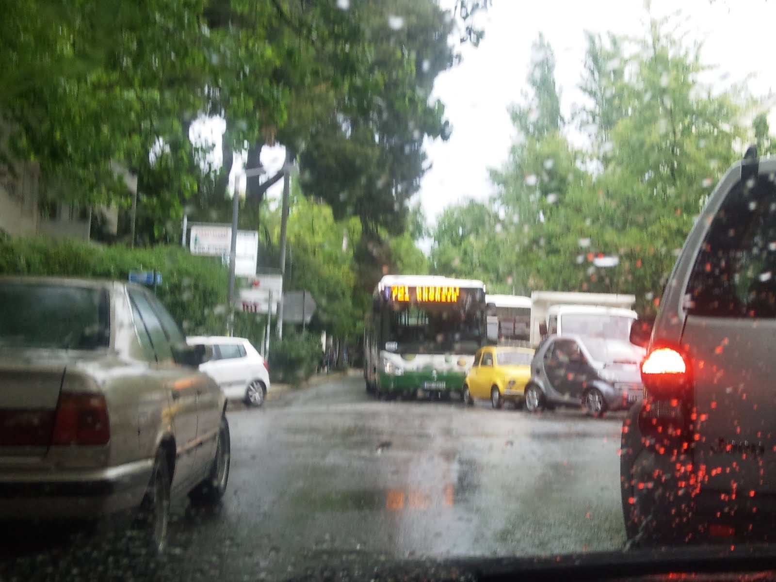 Προσοχή στην ολισθηρότητα των δρόμων