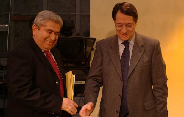 Πυρά Αναστασιάδη σε Χριστόφια