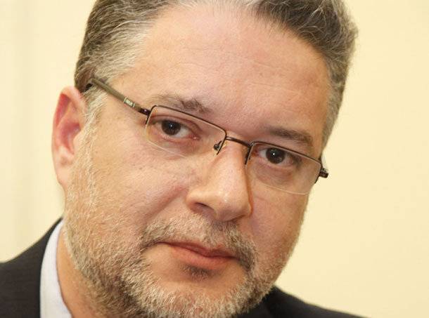 “Παγώνει” το θέμα αποπομπής του Κικίλια