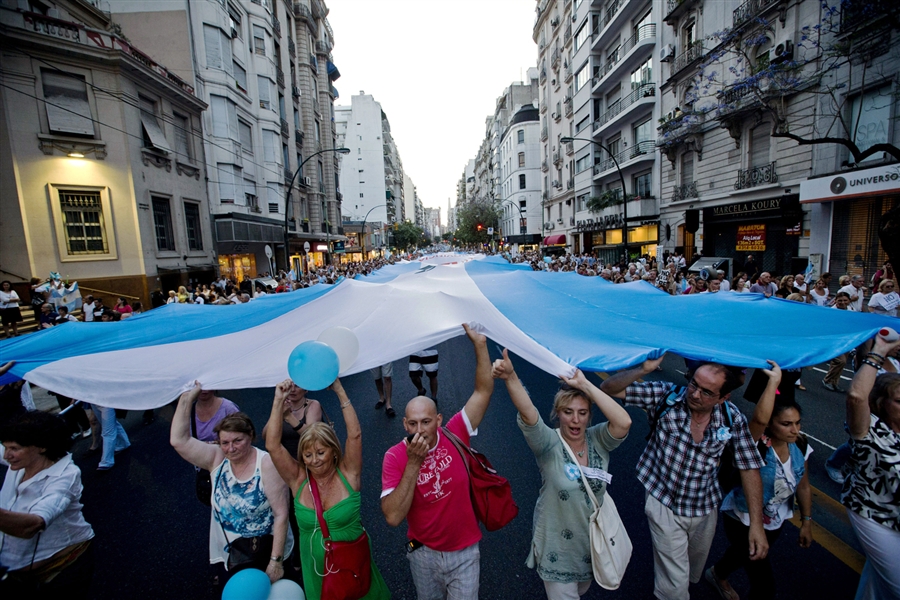 Μεγάλες διαδηλώσεις στην Αργεντινή