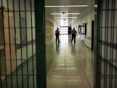 39 σωφρονιστικοί σε διαθεσιμότητα