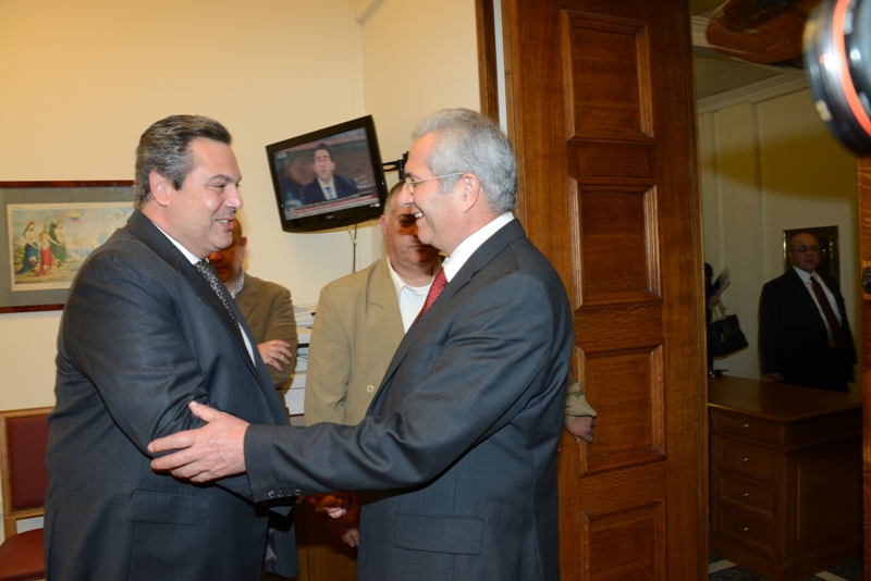 ΦΩΤΟ-Συνάντηση Καμμένου-Κυπριανού