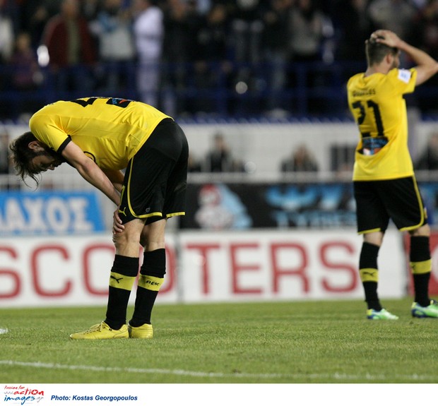 ΦΩΤΟ:Δάκρυα για την ΑΕΚ