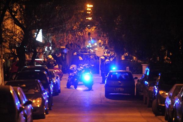 Τώρα – Ανάληψη ευθύνης για την επίθεση στο σπίτι του Τσάκου