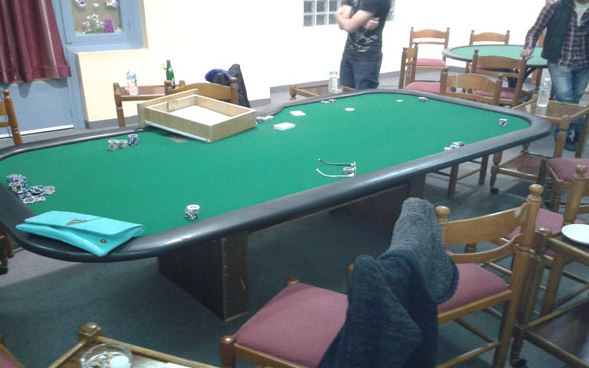 Παράνομο “μίνι” καζίνο στον Πύργο