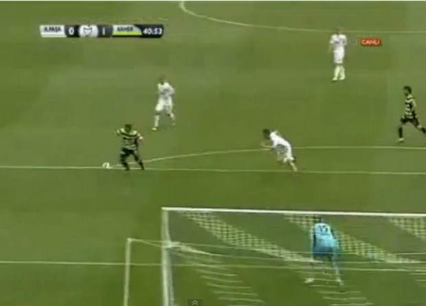 BINTEO-Ο Γκέκας (ξανα)σκόραρε