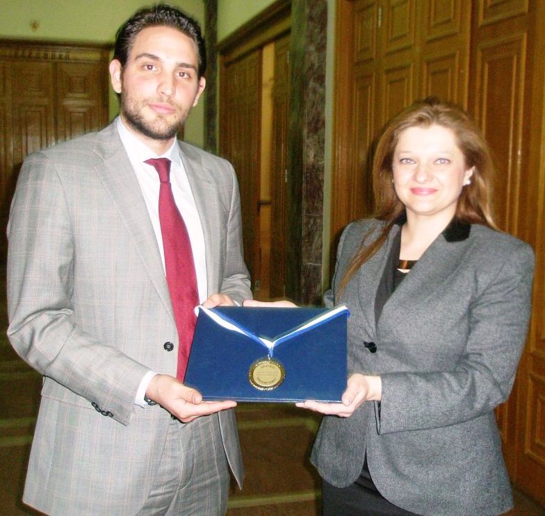 Το… επιχειρηματικό μυαλό της ΟΝΝΕΔ