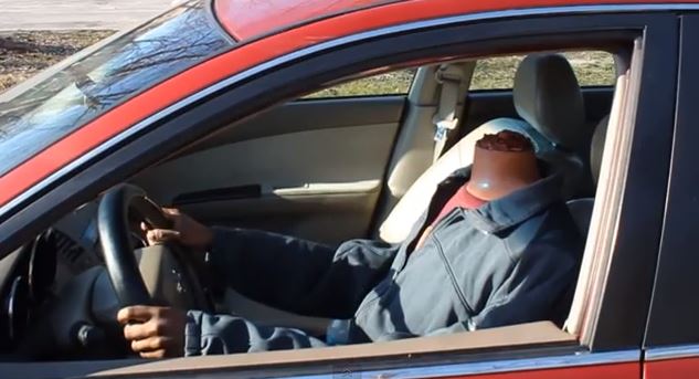 ΒΙΝΤΕΟ:Ο… ακέφαλος οδηγός