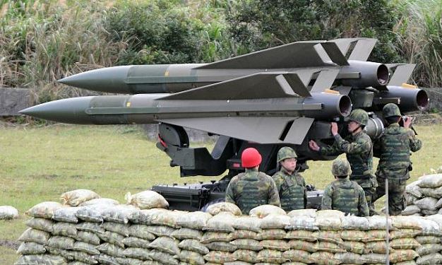 Ταϊβάν: Στρατιωτικές ασκήσεις για πιθανή κινεζική εισβολή