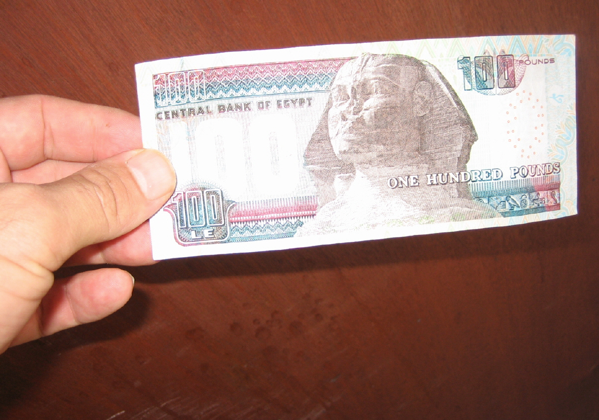 Λιβυκή οικονομική «ένεση» στην Αίγυπτο