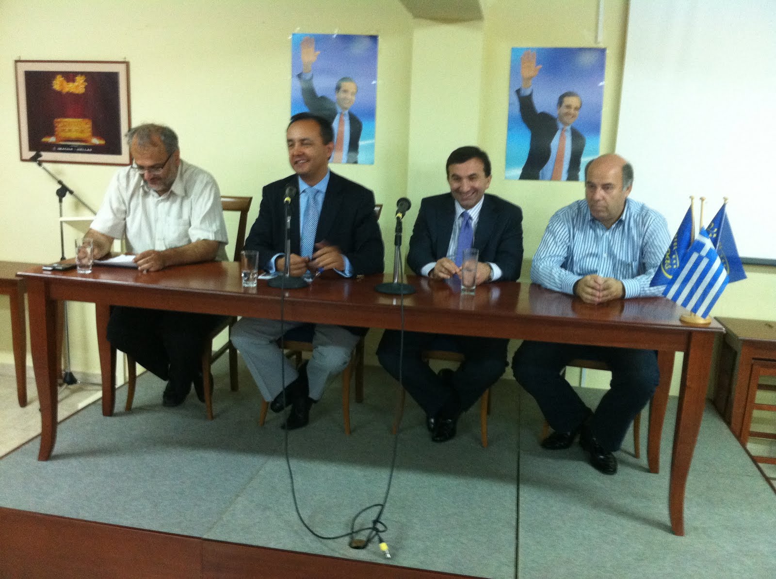 Έξωση για τη ΝΔ από τα γραφεία της στη Νάουσα