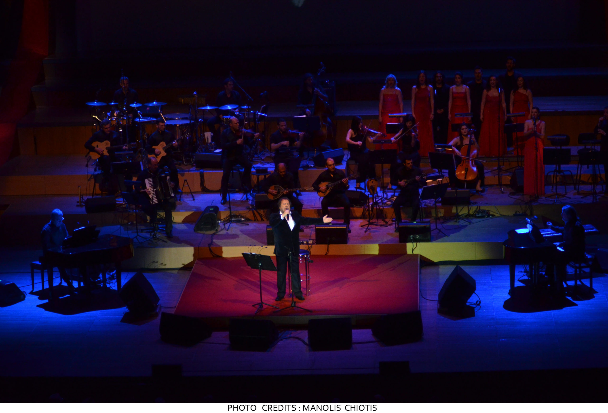 ΦΩΤΟ – Λαμπερές παρουσίες στο Μέγαρο