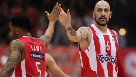 Νίκη και έφυγε για Λονδίνο