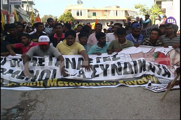 ΒΙΝΤΕΟ-Αντιρατσιστική πορεία στη Μανωλάδα