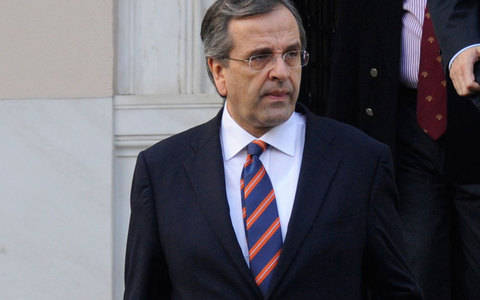 “Διαιτησία” Σαμαρά για τρόικα-εταίρους